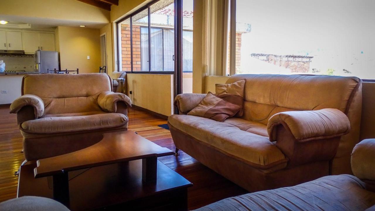 Hotel Mariscal Inn & Suite Куэнка Экстерьер фото