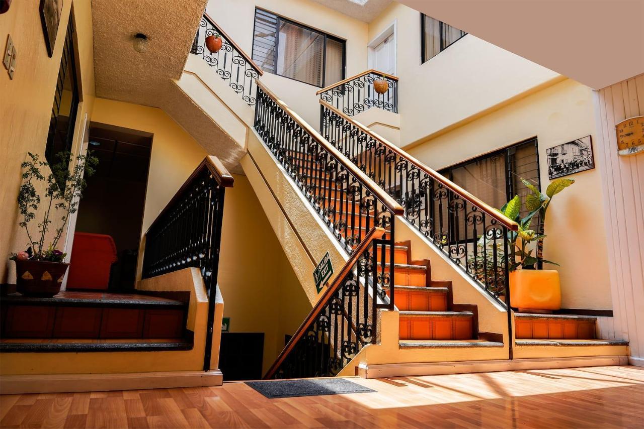 Hotel Mariscal Inn & Suite Куэнка Экстерьер фото