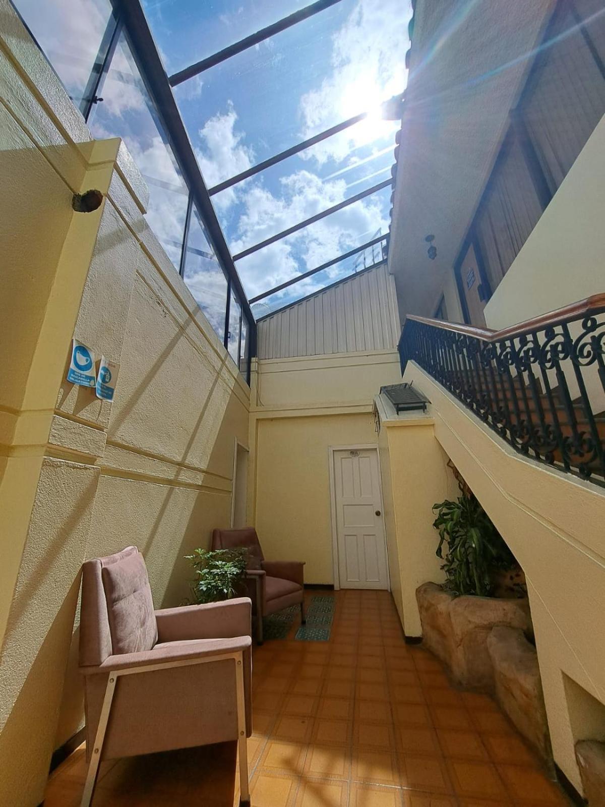 Hotel Mariscal Inn & Suite Куэнка Экстерьер фото